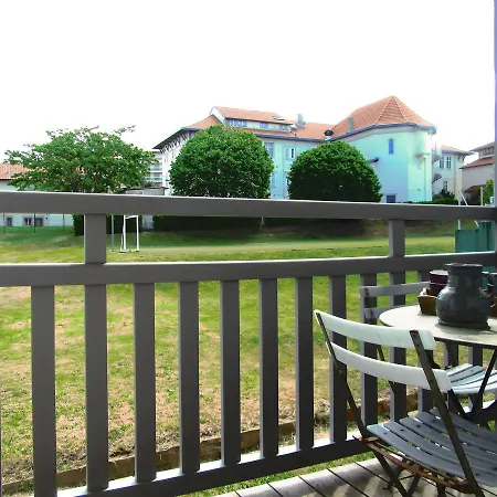B9492 - T3 Moderne - Biarritz Mediatheque